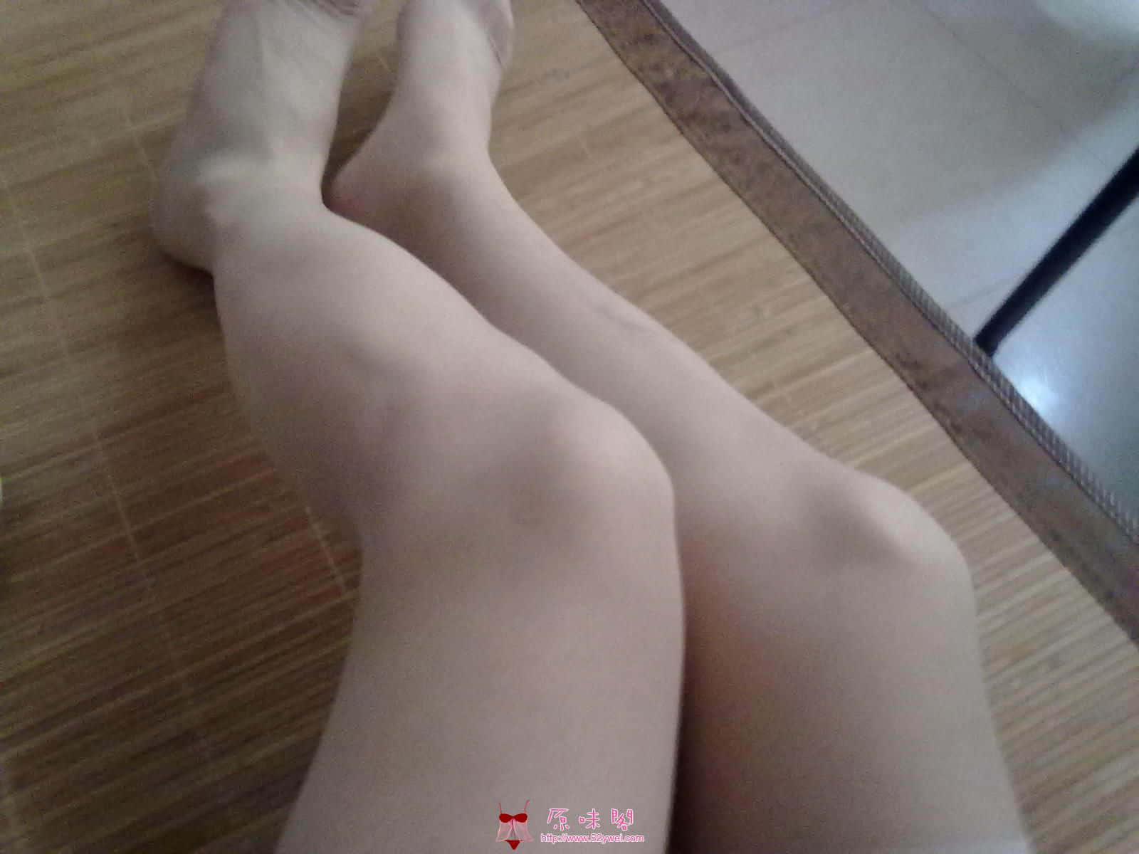 肉色丝袜