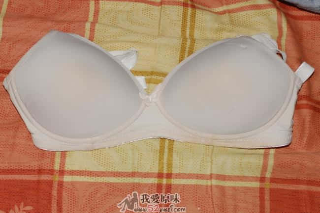 正面,没有任何的装饰