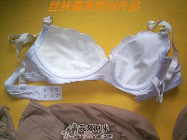 肉丝白内衣 (2).jpg
