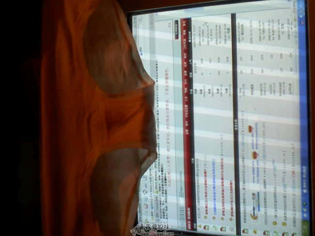 背景是什么呀！！呵呵